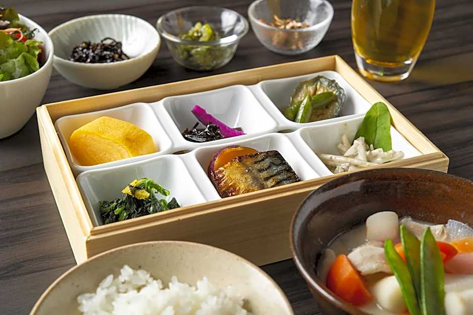 VIA INN HIGASHI GINZA - JR WEST GROUP