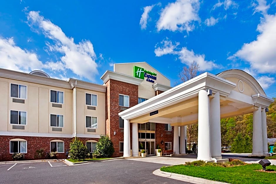 Holiday Inn Express Hotel & Suites Cherokee-Casino