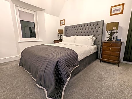 Double room-Superior-Ensuite with Shower