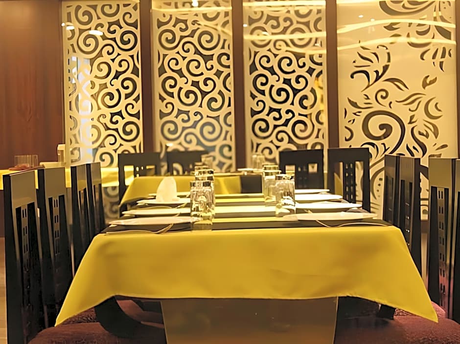 Summit Montana Suites & Spa at Mall