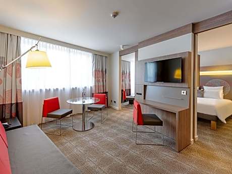 Superior King Suite