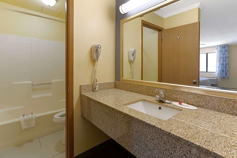 Days Inn by Wyndham Alamogordo White Sands