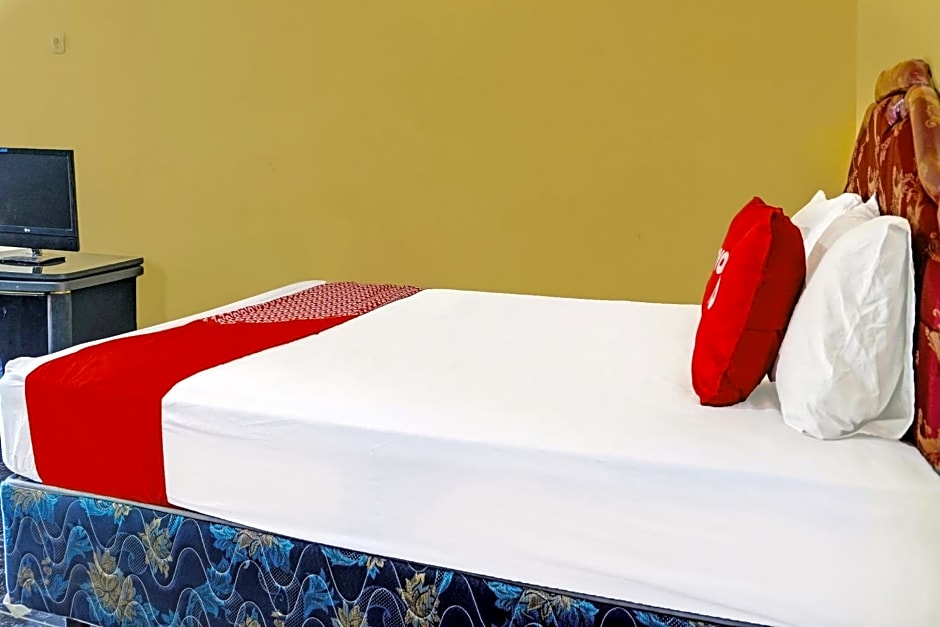 SPOT ON 91798 Hotel Grand Mutiara