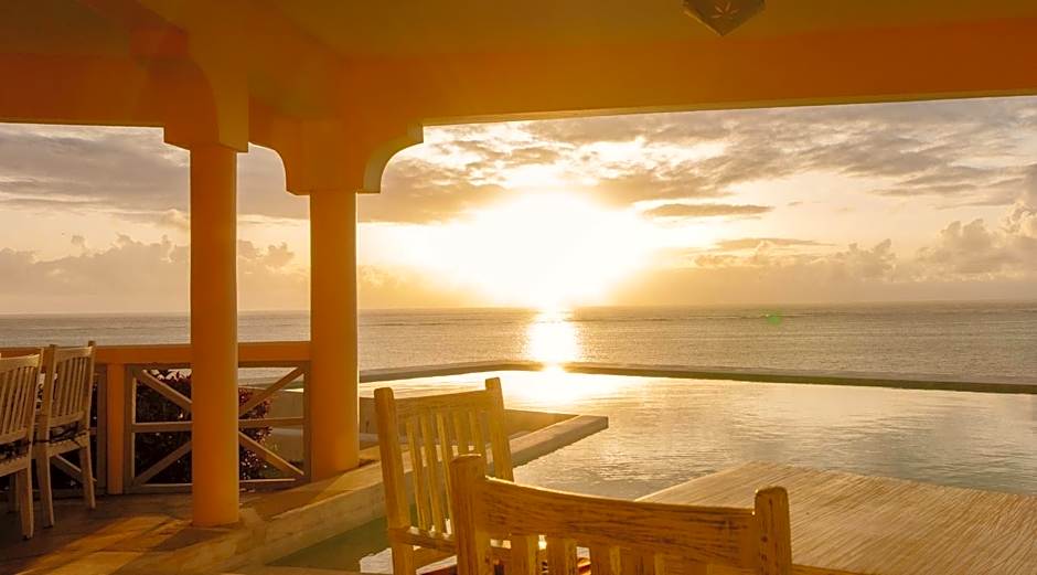 Pearl Beach by Sansi