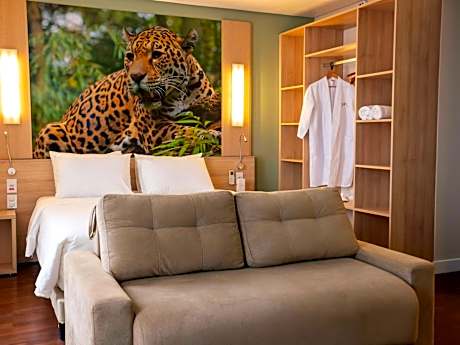 Privilege Room with One Double Bed and Sofa