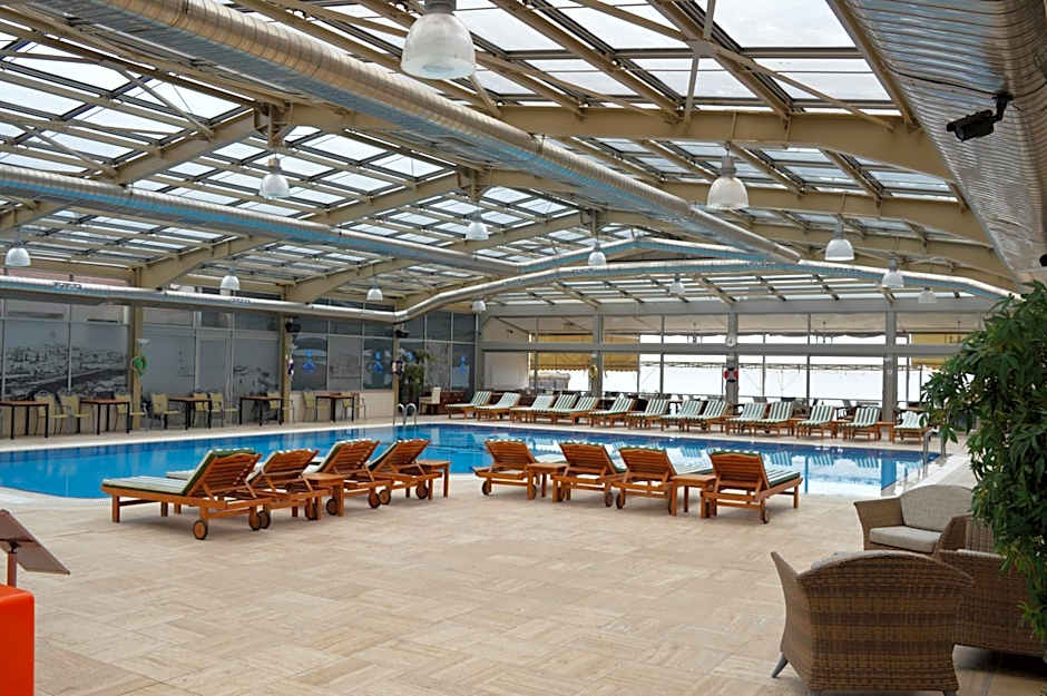 Kumburgaz Blue World Hotel