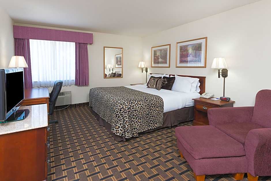 Baymont by Wyndham Osage Beach