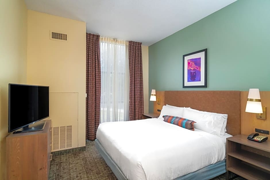 Staybridge Suites Memphis-Poplar Ave East