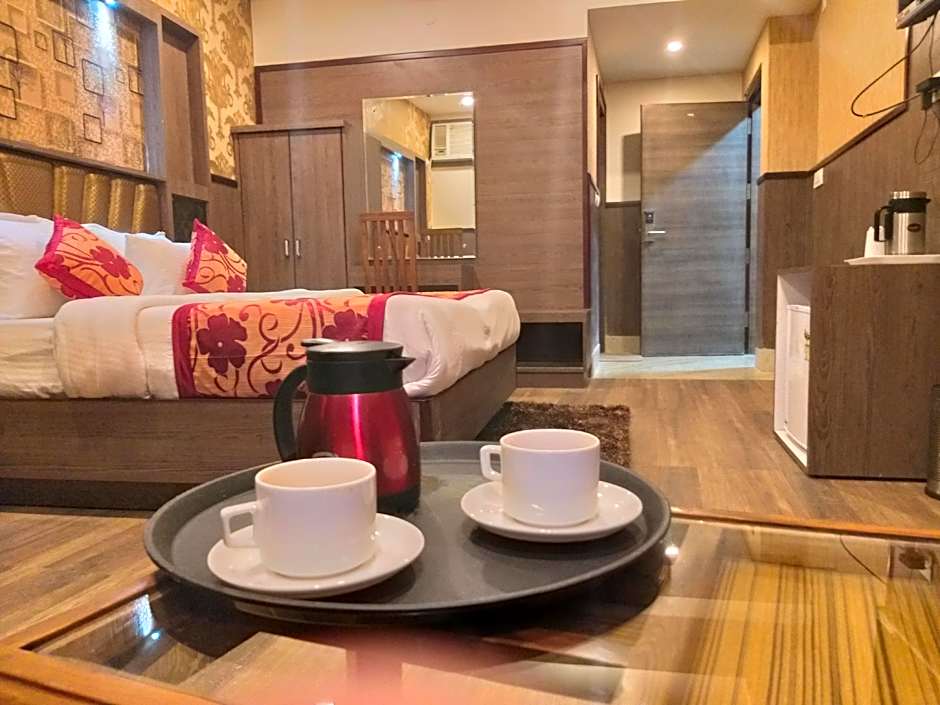 Hotel Chintpurni International