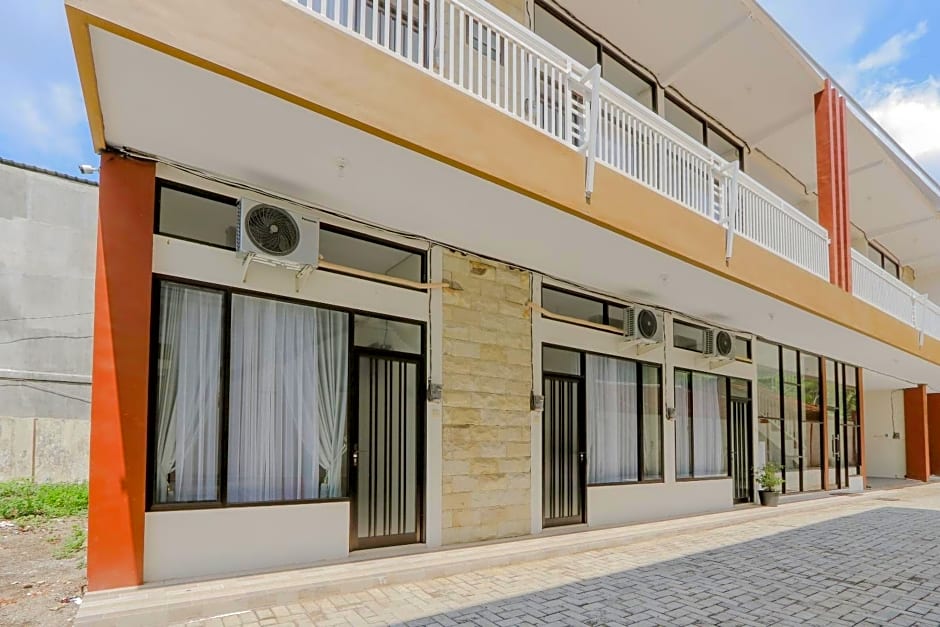 OYO 2798 Semeru Residence Syariah