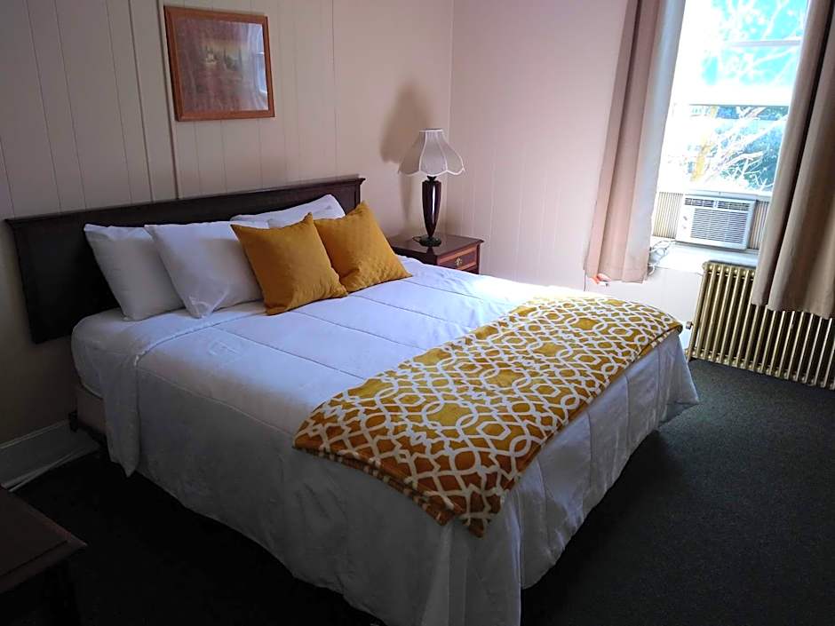 Hotel Wayne