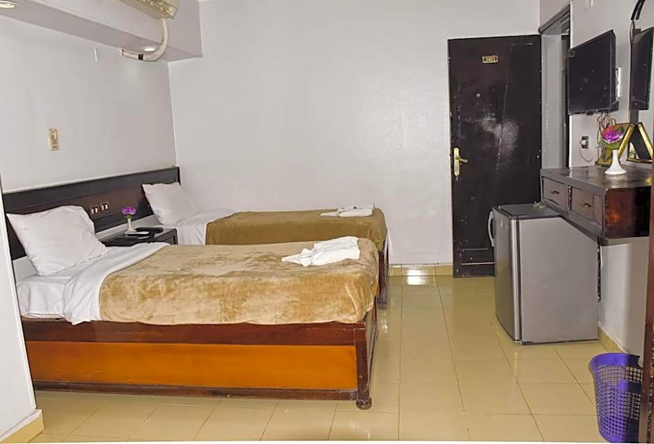 Oscar Hotel