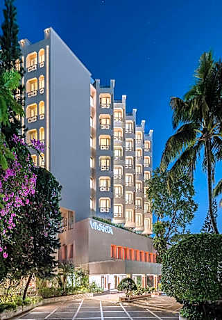 Vivanta Ernakulam, Marine Drive