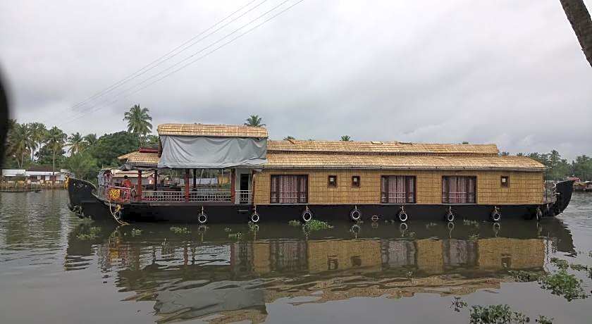 Vaishnav Houseboat