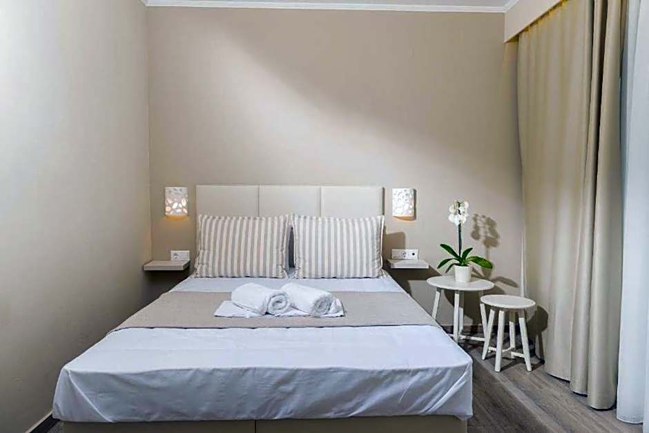 Ammos Beach Seaside Luxury Suites Hotel