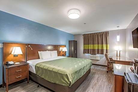 King Room - Non-Smoking