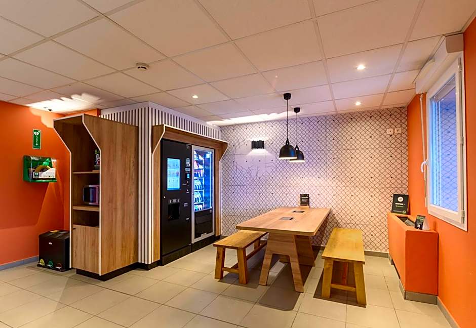 B&B HOTEL Compiegne Thourotte