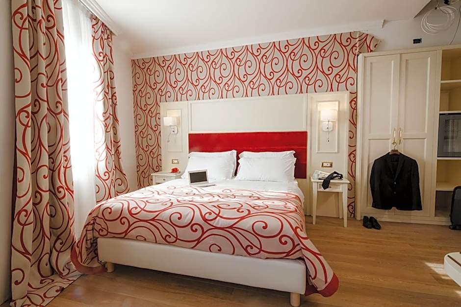 HOTEL CITTA' DI PARENZO