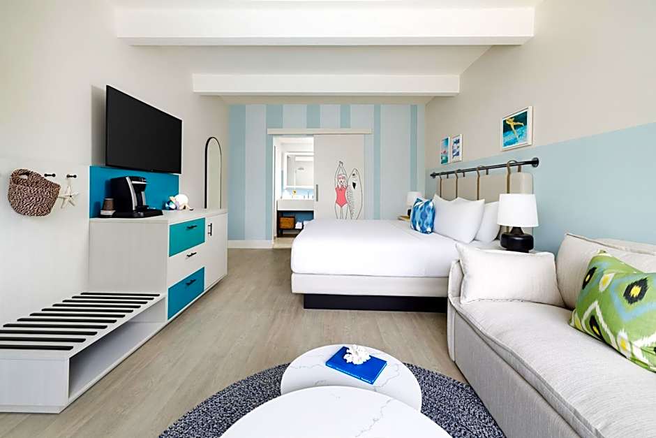 Blue Flamingo Resort Key West