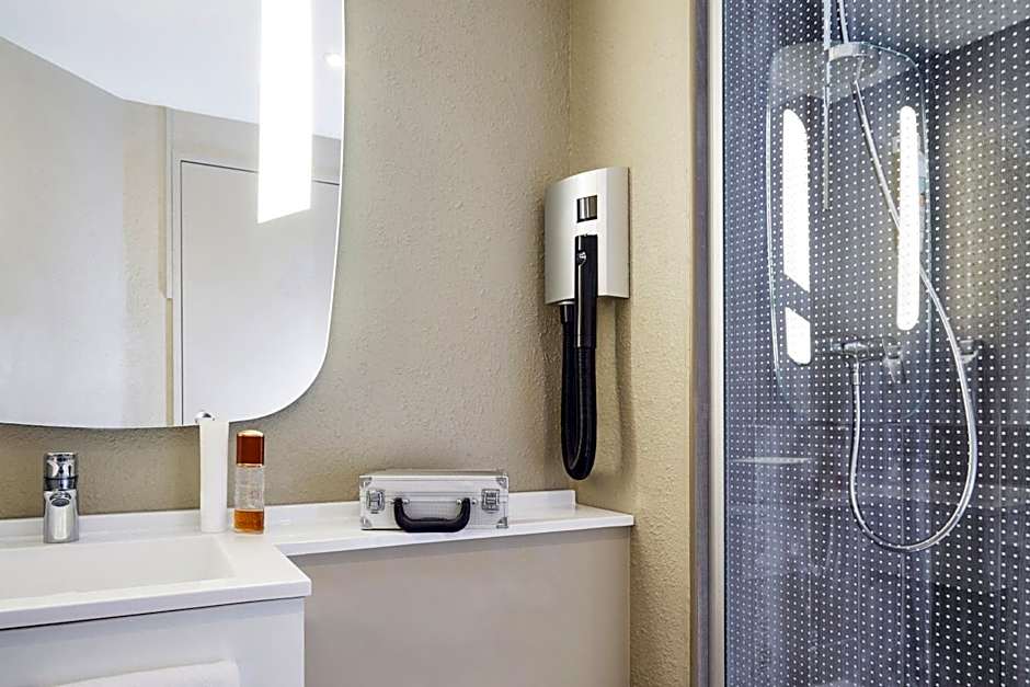 ibis Toulon La Seyne sur Mer