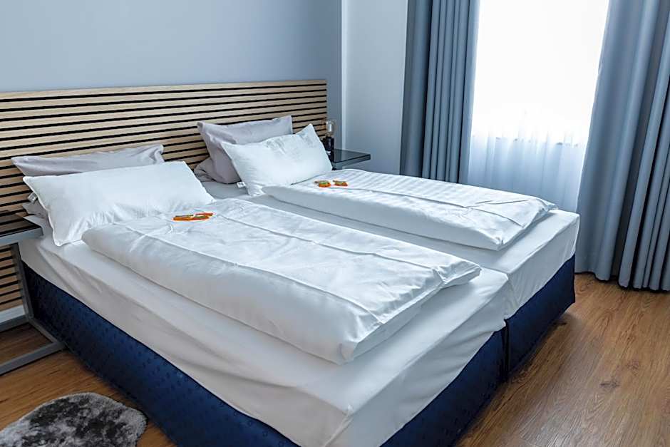 Pension und Location Cham