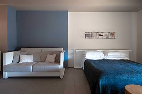 Deluxe Suite with Spa Bath