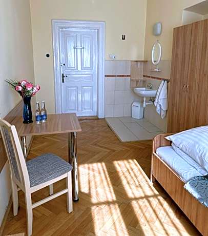 Single Room with Shared External Bathroom