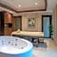 The Diplomat Radisson Blu Residence