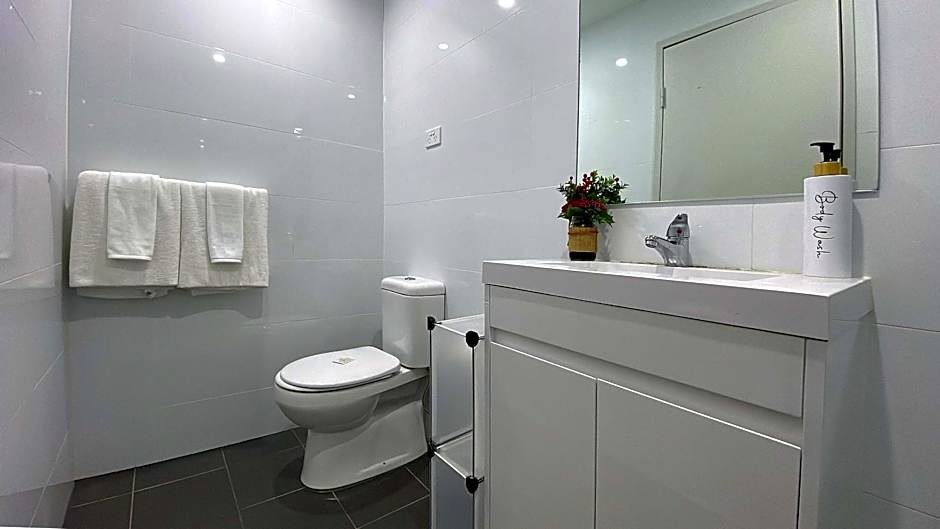 MetaWise 2BR Apartment in Heart of Hurlstone Park