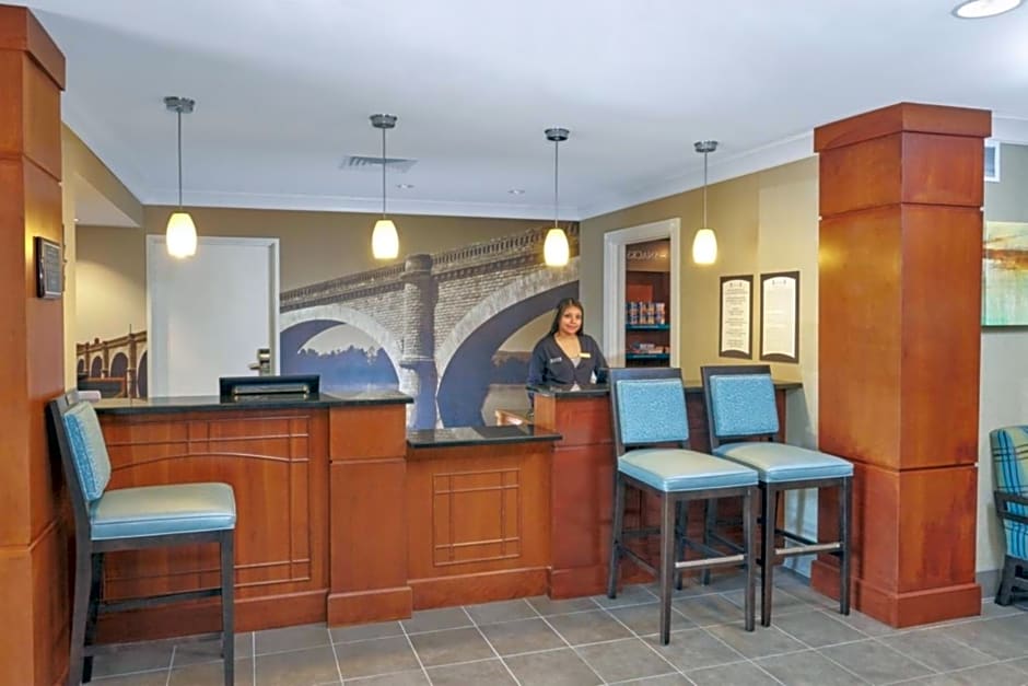 Staybridge Suites Lincolnshire By IHG