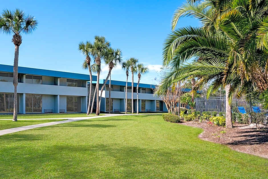 Baymont by Wyndham Daytona Beach/Intl Speedway