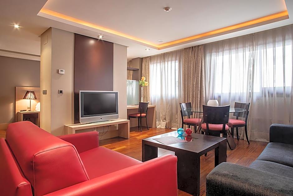 Washington Parquesol Suites & Hotel