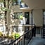 Grosvenor Court Apartments