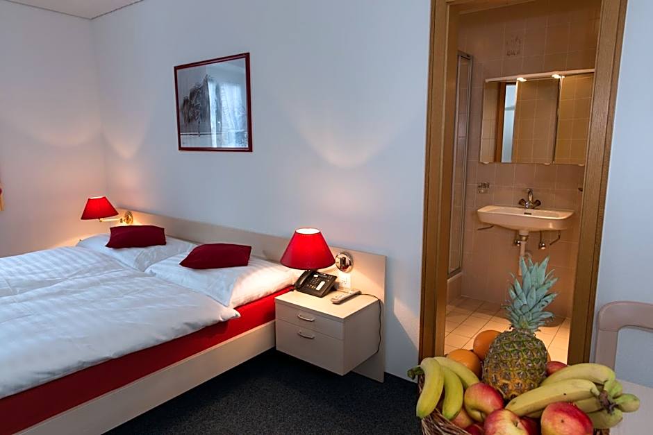 Hôtel du Port - Free Parking - Breakfast included