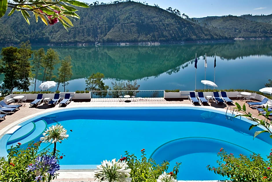 Lago Azul Eco Hotel