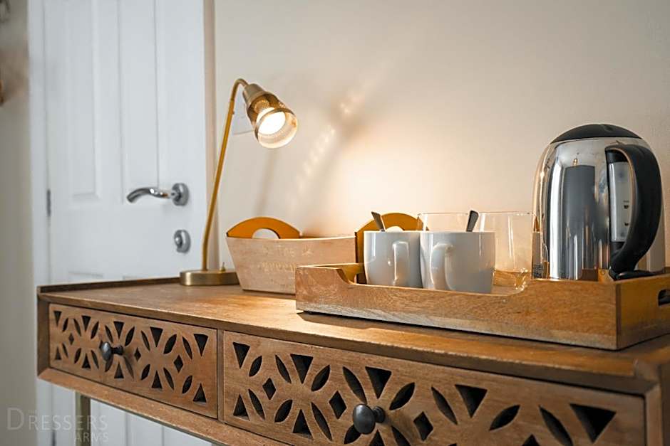 Rooms at The Dressers Arms