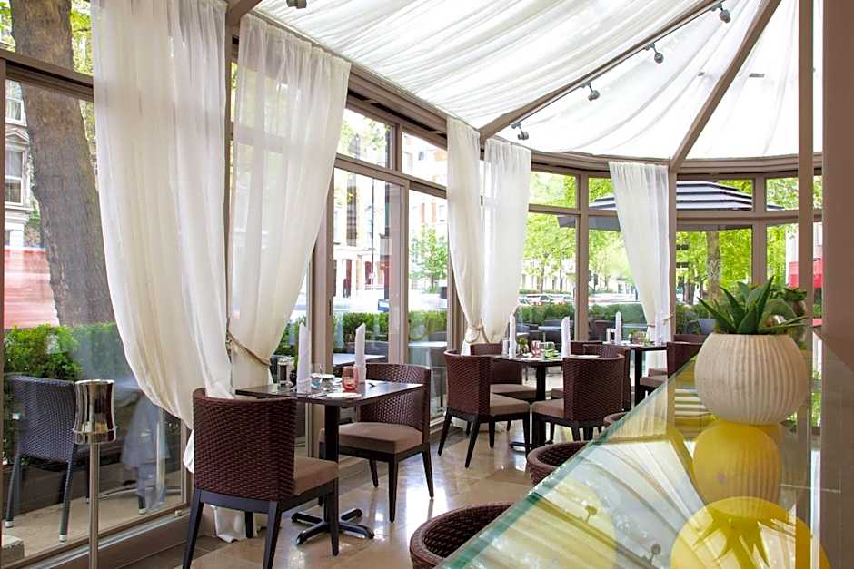 Hotel Xenia, Autograph Collection by Marriott