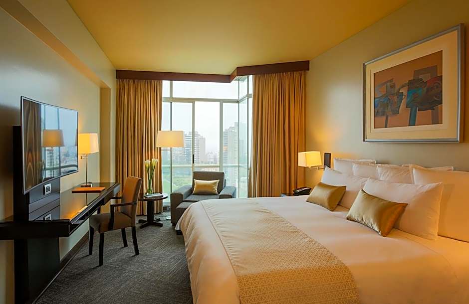 Delfines Hotel & Convention Center