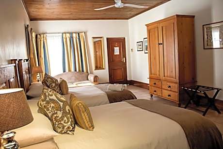 Superior Family Room