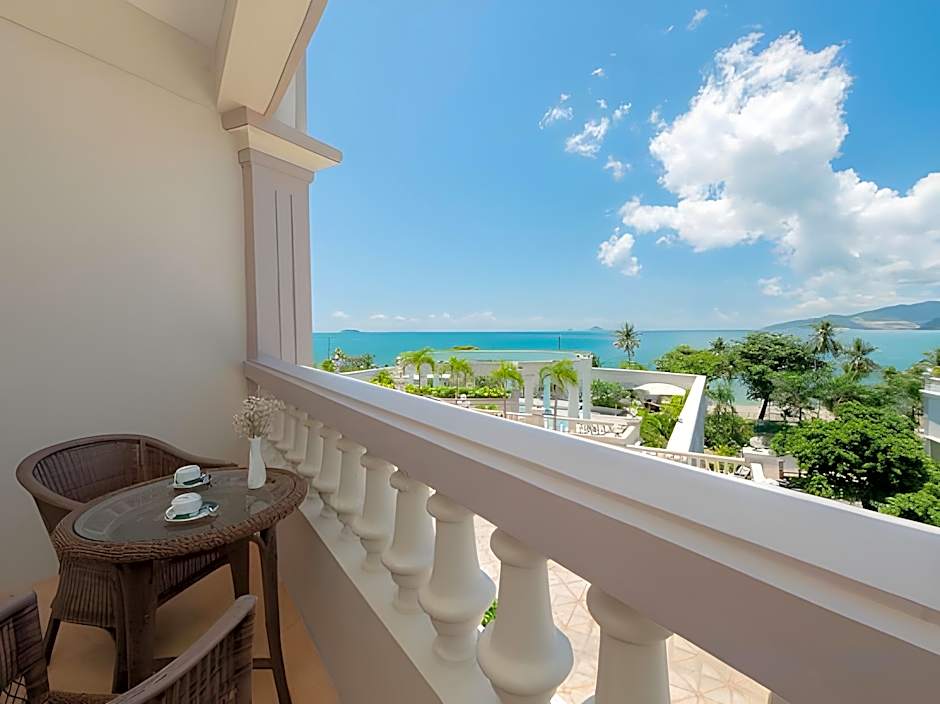 Sunrise Nha Trang Beach Hotel & Spa