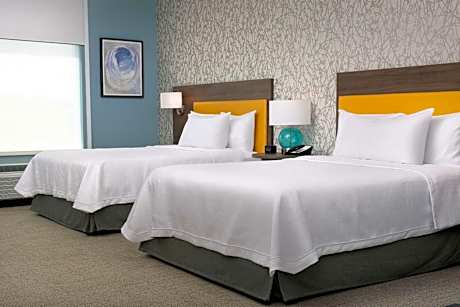 Queen Studio with Two Queen Beds - Mobility Access/Non-Smoking
