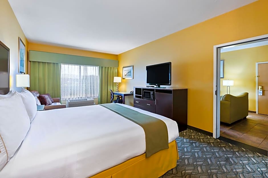 Holiday Inn Express Hotel & Suites San Jose-Morgan Hill, an IHG Hotel