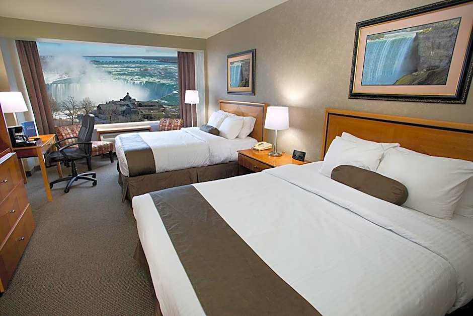 Photo 1 of 7 of Premium 4 Queen Beds Suite, Falls View, Tower