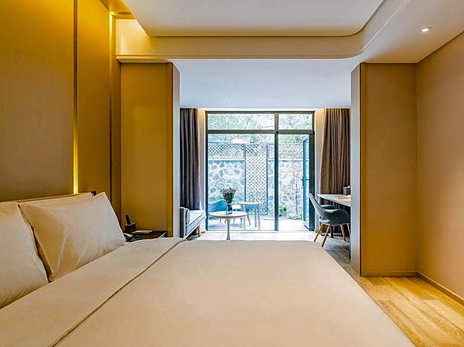 Atour Hotel Suqian Fazhan Avenue
