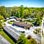 CedarWood Inn