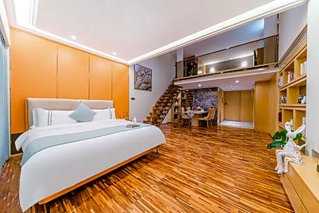 Deluxe Duplex Twin Room