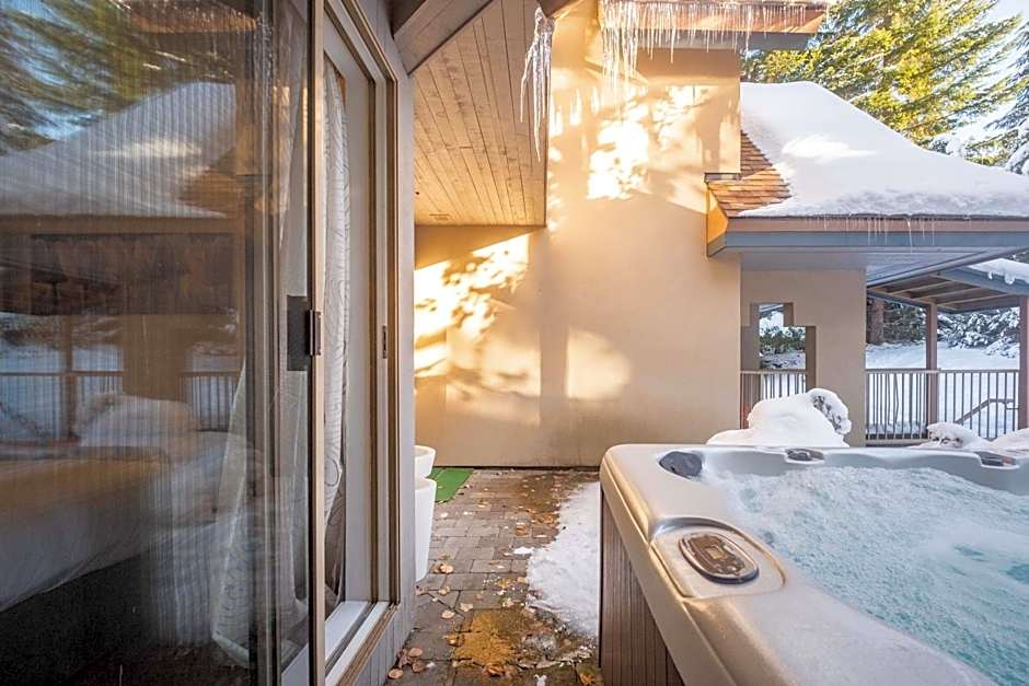 Gleneagles by Outpost Whistler