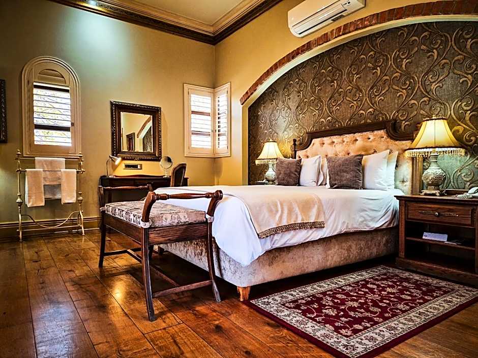 Three Rivers Lodge and Villas