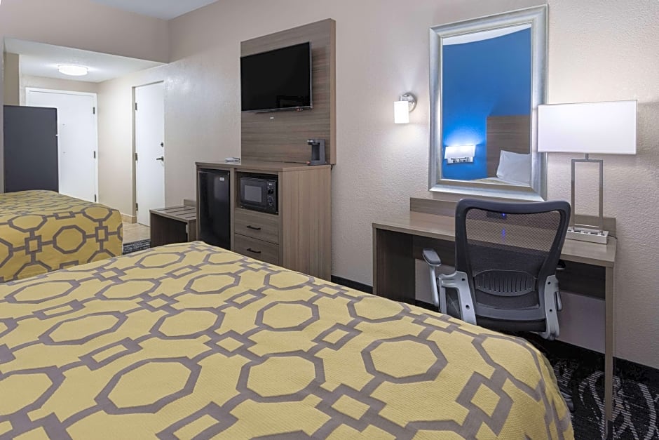 Photo 1 of 3 of 2 Queen Beds, Accessible