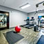 Hampton Inn By Hilton St. Louis/Westport